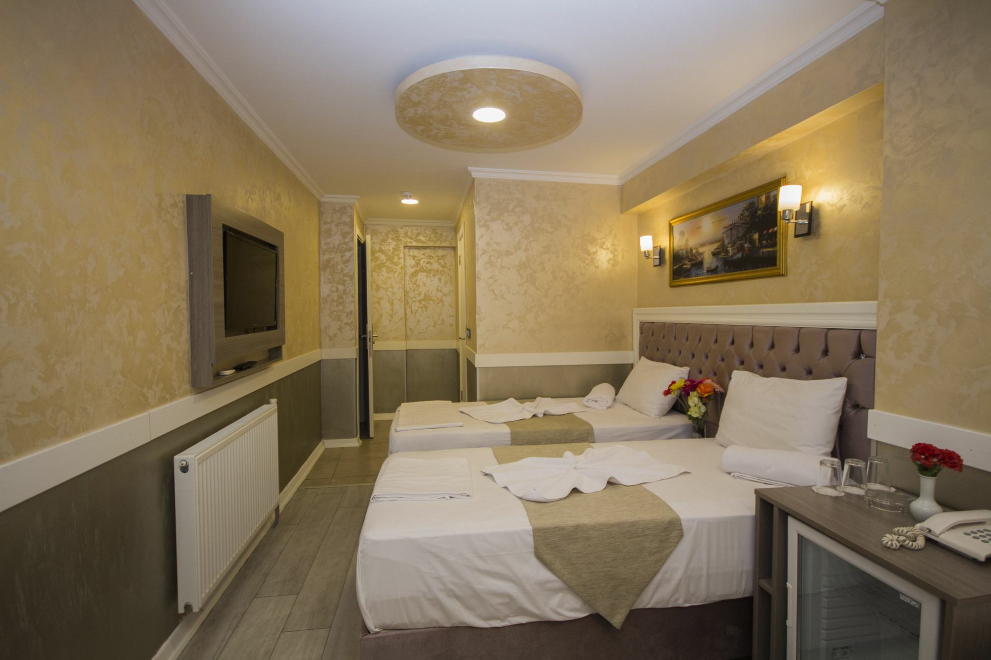 Hotel Bestur Истанбул Екстериор снимка