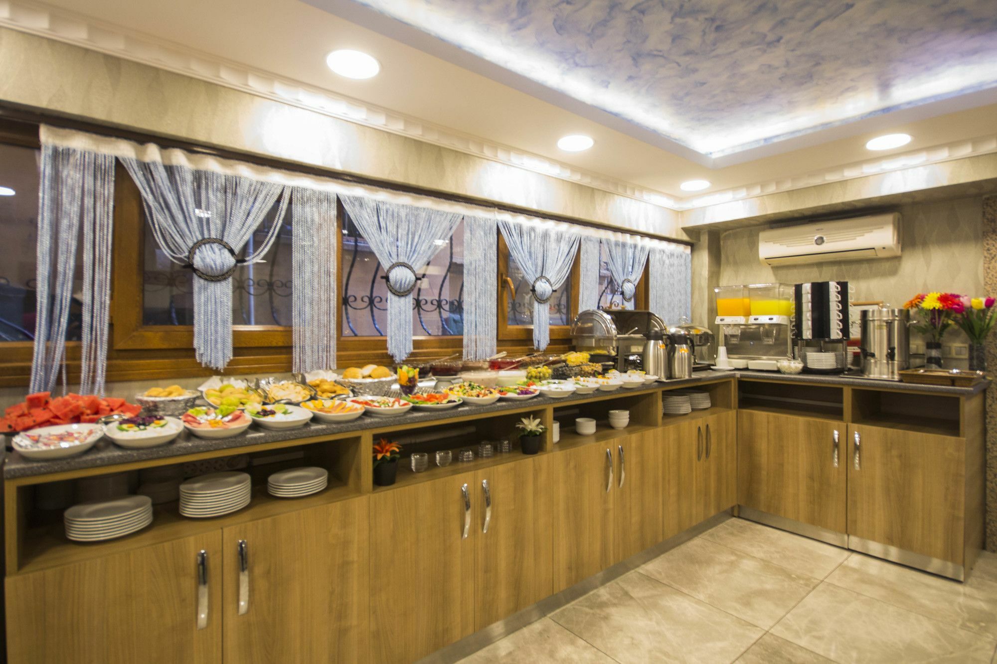 Hotel Bestur Истанбул Екстериор снимка
